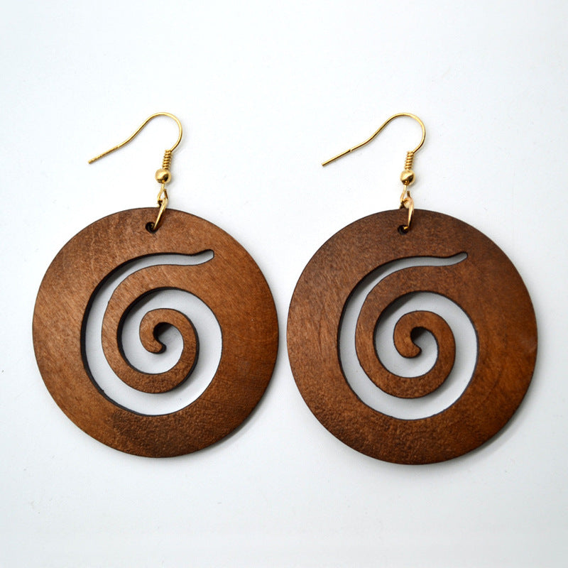 To Make Round Face Thin-looked Hollow Wood Earrings To Make Round Face Thin-looked Hollow Wood Earrings